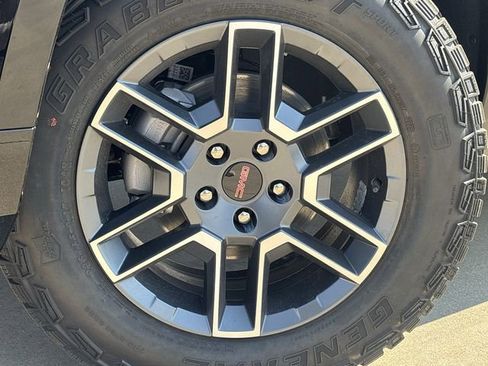 New 2026 GMC Terrain AT4 image 29