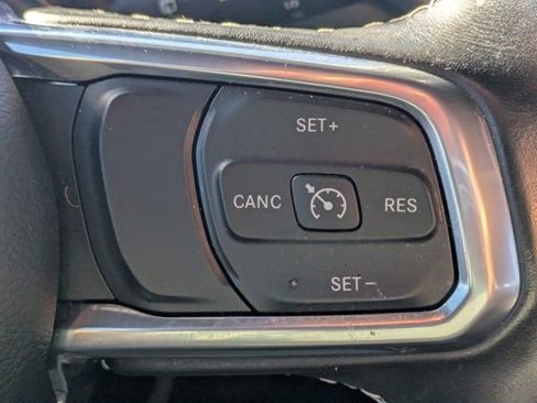 Used 2021 Jeep Wrangler Unlimited Sahara image 21