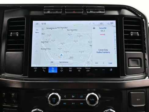 Used 2024 Ford F350 Lariat w/ Black Appearance Package image 29