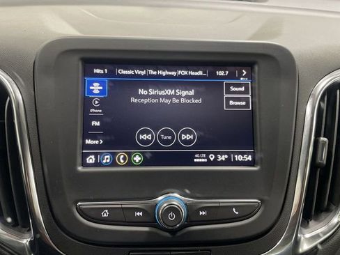 Used 2022 Chevrolet Equinox LT image 16