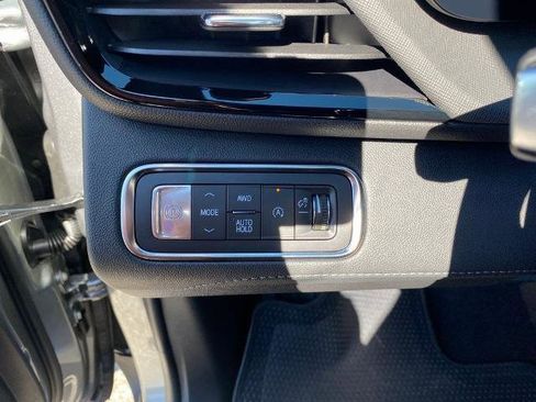 New 2026 Buick Enclave Preferred w/ Power Package image 17