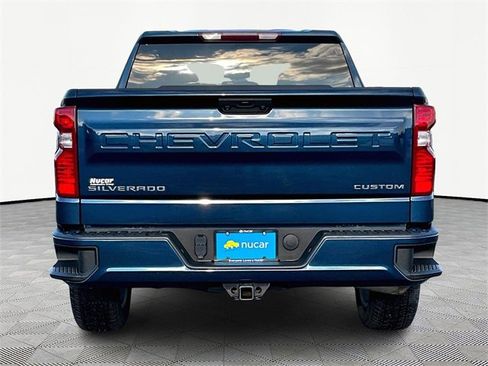 Used 2022 Chevrolet Silverado 1500 Custom image 5