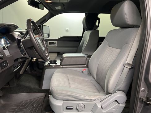 Used 2011 Ford F150 XLT w/ XLT Chrome Pkg image 19