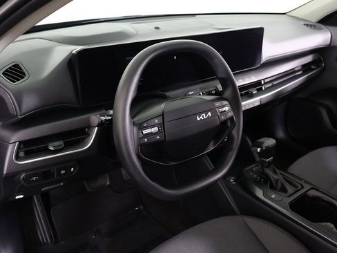 Used 2025 Kia K4 LX image 24
