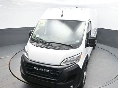 Used 2024 RAM ProMaster 2500 w/ Convenience Group FWD image 23