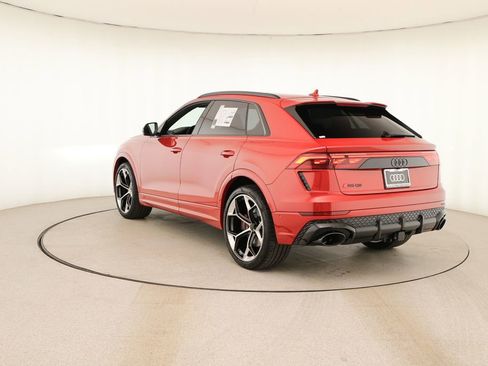 New 2026 Audi RS Q8 performance image 4
