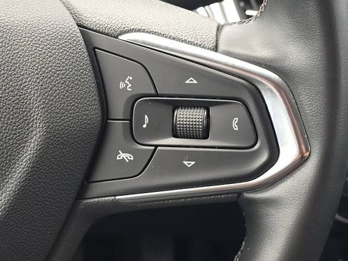 Used 2024 Chevrolet Trax ACTIV FWD image 36