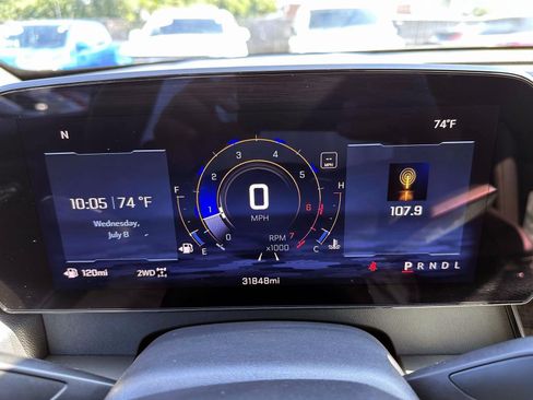 Used 2024 Chevrolet Traverse LT AWD/4WD image 19