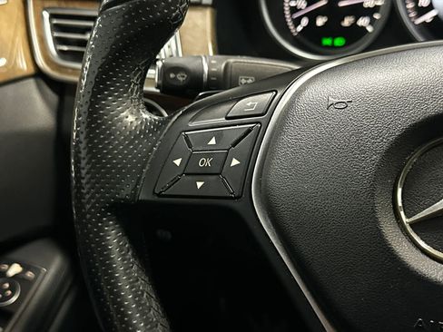 Used 2015 Mercedes-Benz E 350 4MATIC Sedan image 30