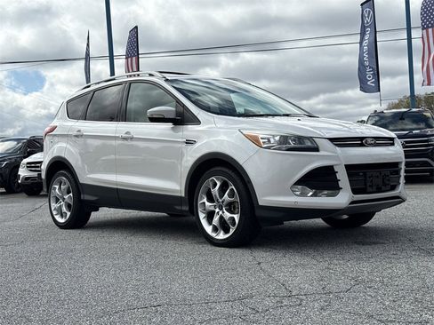 Used 2015 Ford Escape Titanium w/ Equipment Group 301A image 29