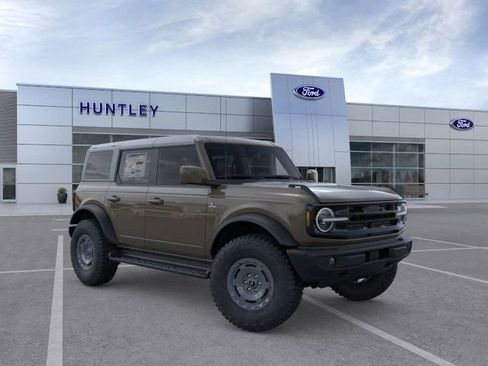 New 2025 Ford Bronco Outer Banks w/ Sasquatch Package image 7