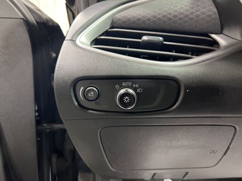 Used 2023 Chevrolet Malibu LT image 25