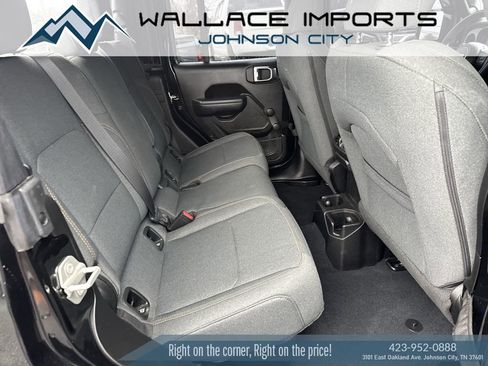 Used 2024 Jeep Gladiator Sport image 41