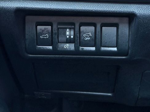 Certified 2022 Subaru Outback Limited XT image 18