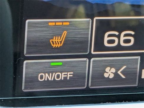 Used 2021 Subaru Outback Limited image 25