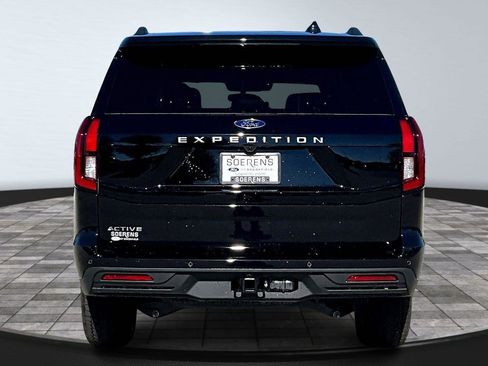 New 2025 Ford Expedition Active image 6