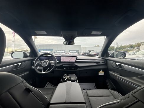 New 2026 Buick Enclave Sport Touring w/ LPO, Floor Liner Package image 10