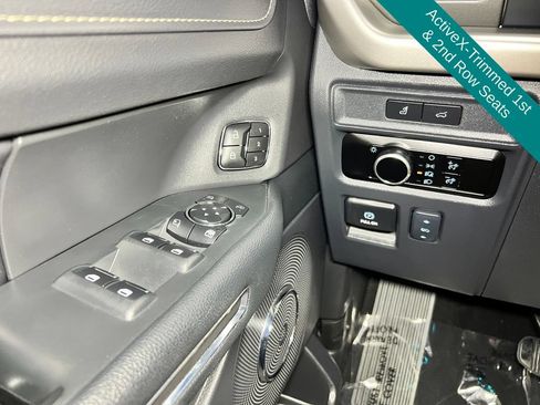 Used 2024 Ford Expedition Max XLT AWD/4WD image 23