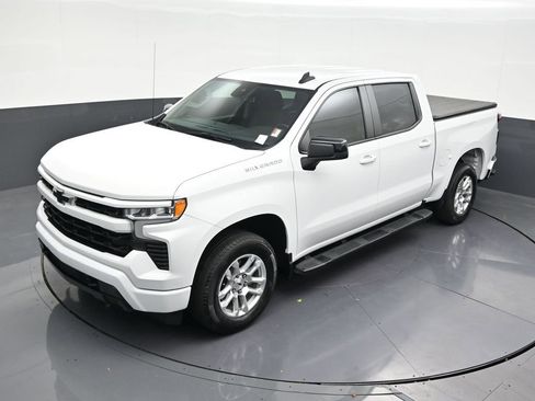 Used 2023 Chevrolet Silverado 1500 RST image 18