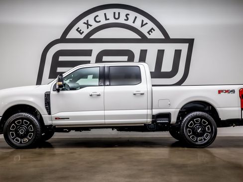 Used 2026 Ford F250 Platinum AWD/4WD image 6