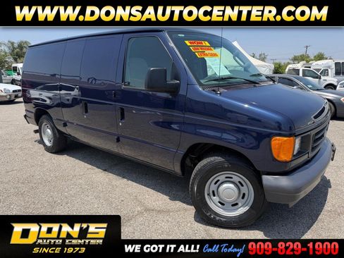 Used 2006 Ford E-150 and Econoline 150 RWD image 1