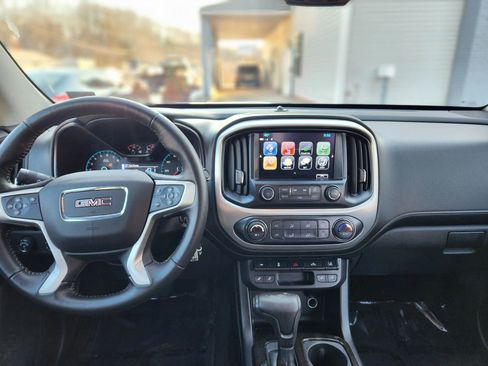 Used 2017 GMC Canyon SLT w/ Driver Alert Package image 30