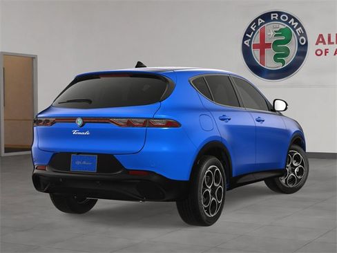 New 2025 Alfa Romeo Tonale image 5