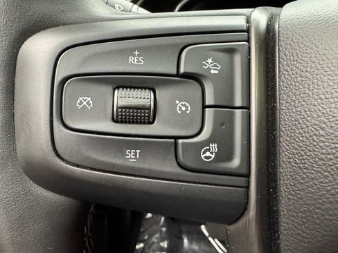 Used 2024 GMC Sierra 2500 AT4 w/ AT4 Premium Plus Package AWD/4WD image 16