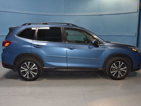 Used 2023 Subaru Forester Limited image 24