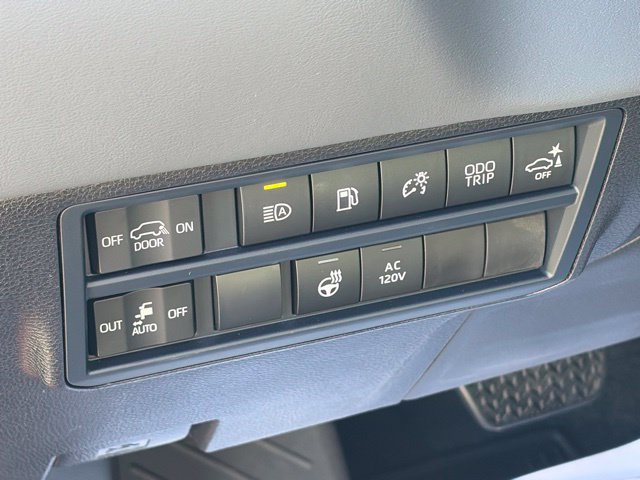Used 2026 Toyota Sequoia Capstone AWD/4WD image 12