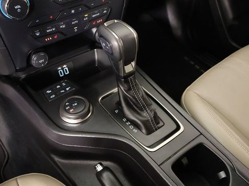 Used 2020 Ford Ranger Lariat w/ Equipment Group 501A Mid image 9