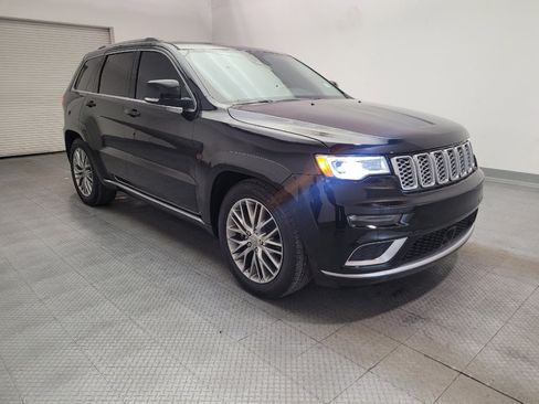 Used 2017 Jeep Grand Cherokee Summit w/ Platinum Series Group AWD/4WD image 13