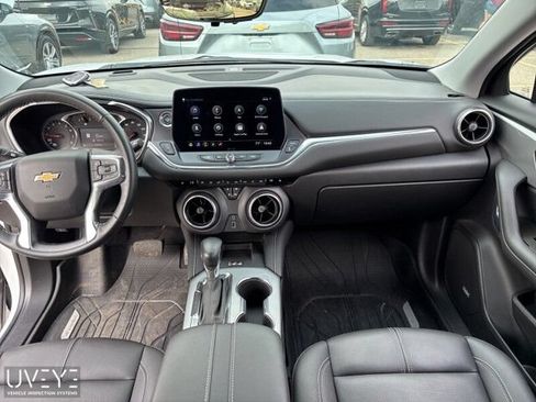 Used 2023 Chevrolet Blazer LT w/ Sound & Technology Package AWD/4WD image 3