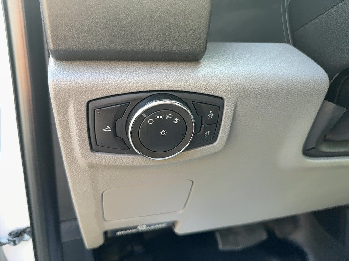 Used 2020 Ford F350 XL w/ Power Equipment Group AWD/4WD image 19