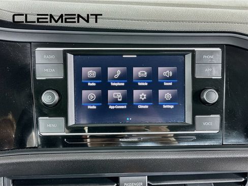 Used 2023 Volkswagen Jetta SE FWD image 18