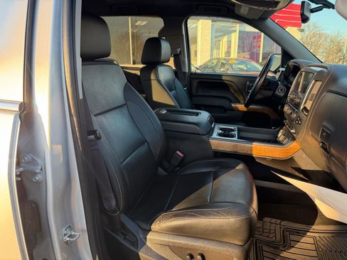 Used 2016 Chevrolet Silverado 1500 LTZ w/ LTZ Plus Package image 16