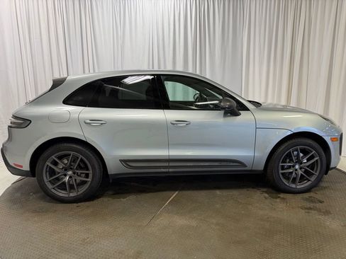 Certified 2026 Porsche Macan Turbo AWD/4WD image 32