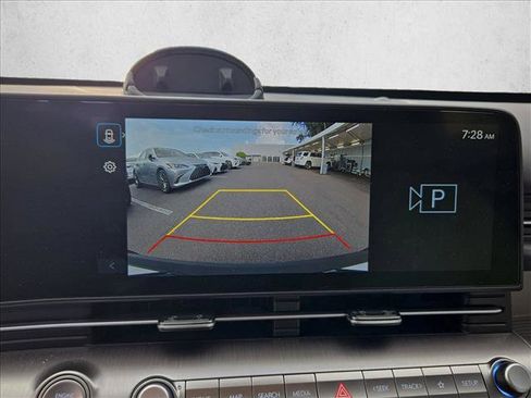 Used 2025 Hyundai Kona SEL AWD/4WD image 13