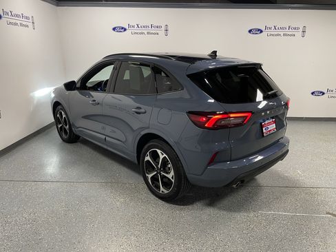 Used 2024 Ford Escape ST-Line Elite image 4