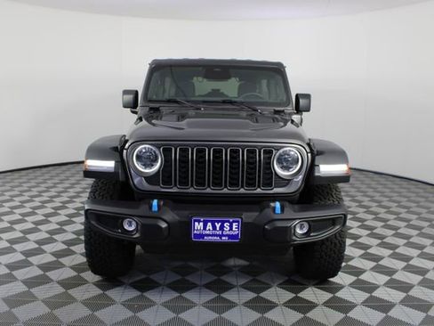 Used 2025 Jeep Wrangler Unlimited Rubicon 4xe w/ Convenience Group AWD/4WD image 25