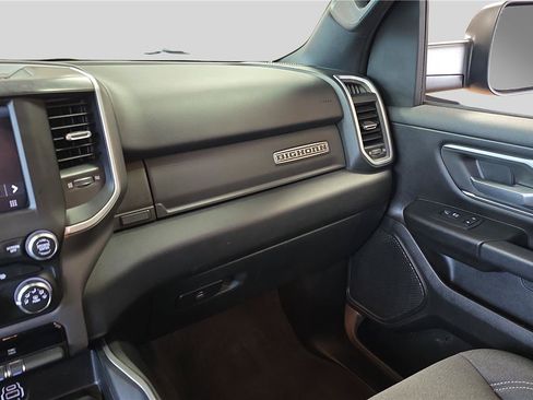 Used 2023 RAM 1500 Big Horn AWD/4WD image 25
