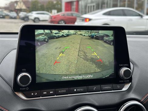 Certified 2025 Nissan Sentra SR image 32