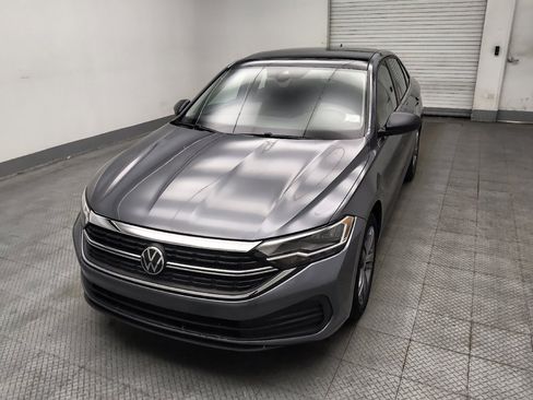 Used 2023 Volkswagen Jetta SE FWD image 15