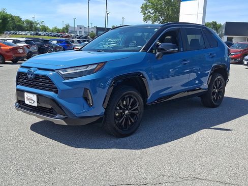 Used 2022 Toyota RAV4 XSE w/ XSE Grade Weather Package AWD/4WD image 3