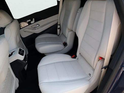 Used 2026 Mercedes-Benz GLS 450 4MATIC image 25