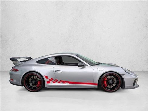 Used 2018 Porsche 911 GT3 RWD image 4