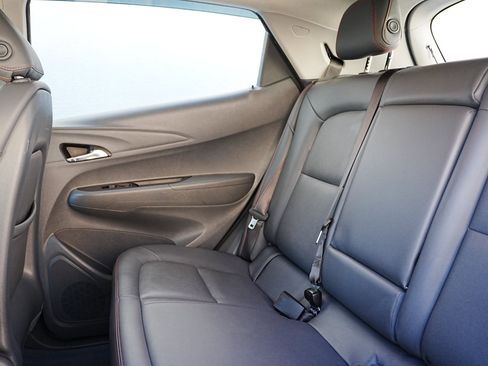 Used 2019 Chevrolet Bolt Premier w/ Infotainment Package image 15