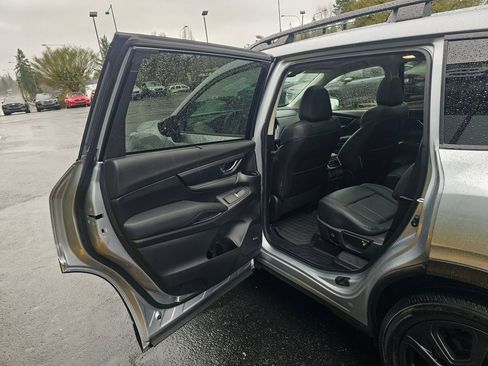 Certified 2025 Subaru Ascent Bronze Edition image 17