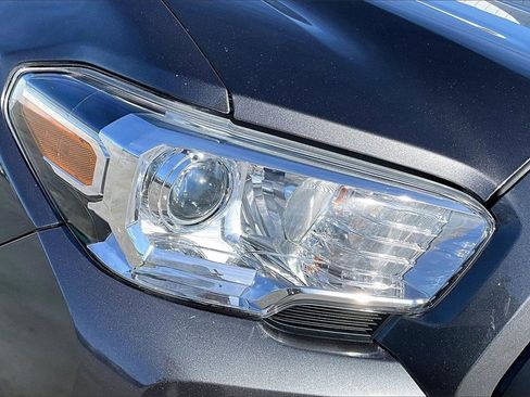 Used 2019 Toyota Tacoma SR5 image 31