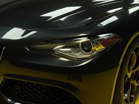 Used 2019 Alfa Romeo Giulia Ti Sport w/ Quick Order Package 22S Sport image 7